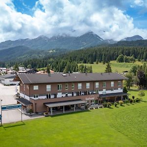 Fairhotel Hochfilzen B&B